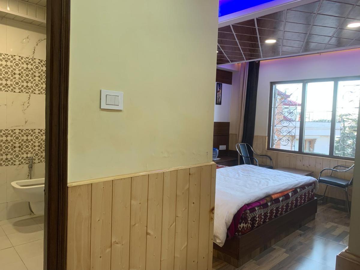 Valley Crown B&B Shimla Luaran gambar